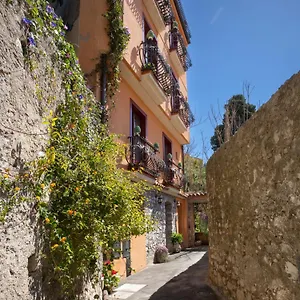 Re Tancredi , Taormina Italy
